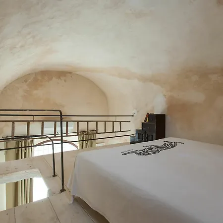 Alma Rossa Villa *